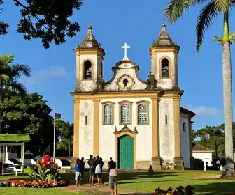 Descubra a Igreja de Nossa Senhora da Saúde em Alter do Chão: História e Curiosidades Descubra a Igreja de Nossa Senhora da Saúde em Alter do Chão: História e Curiosidades
